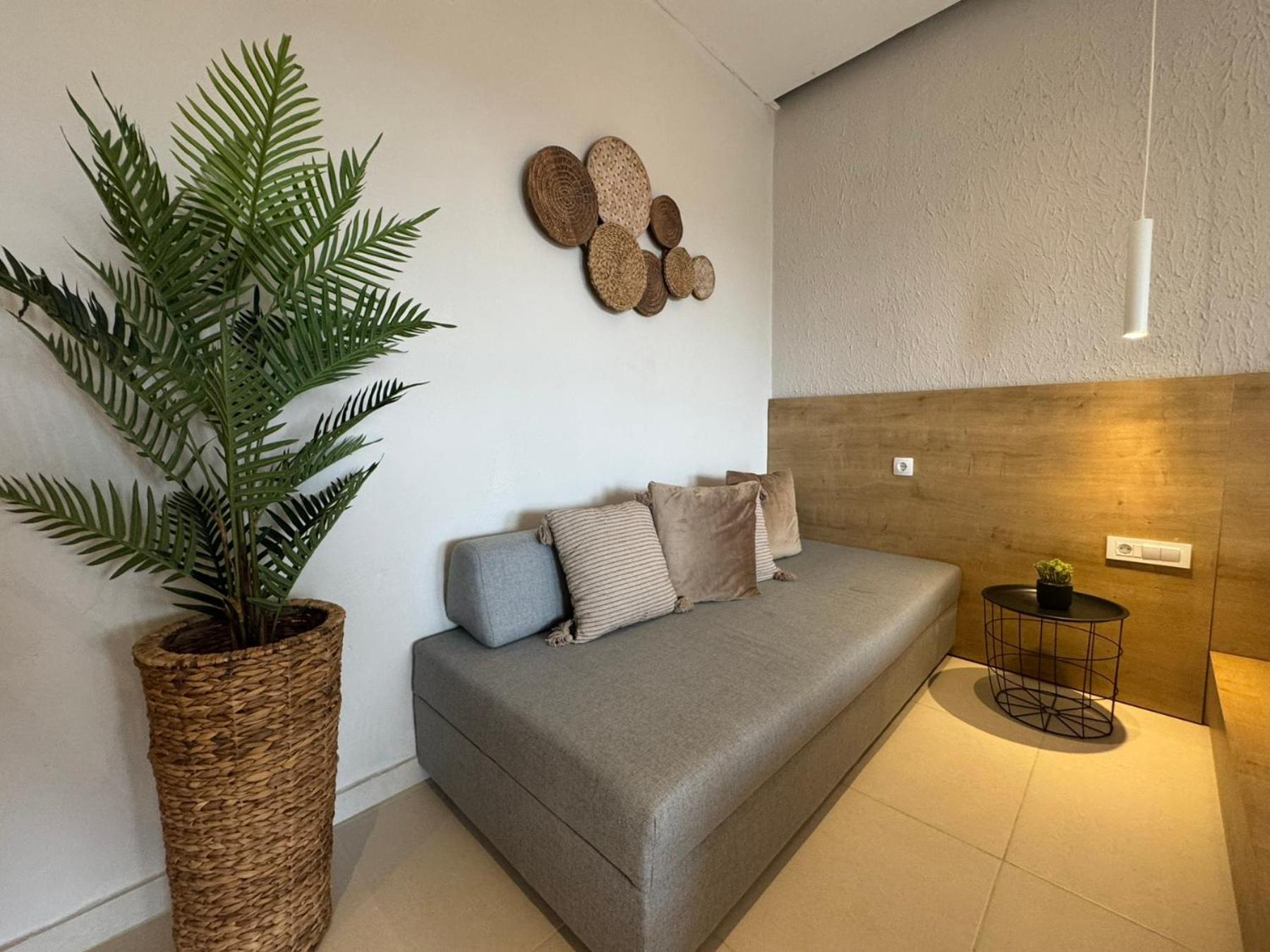 מראתי Eleftherias Suites - Near Beach Apartments מראה חיצוני תמונה